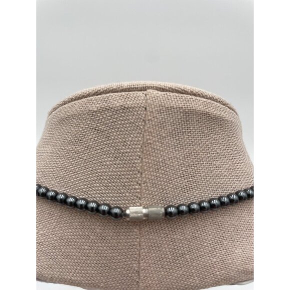 Vintage Necklace With Black Hematite Beads 16" Drop Elegant Jewelry Screw Clasp - Picture 3 of 5